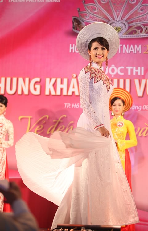 Vương Thu Phương, Phan Thị Mơ lọt chung kết Hoa hậu Việt Nam 2012 Phanthimo