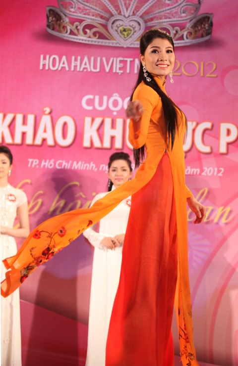 Vương Thu Phương, Phan Thị Mơ lọt chung kết Hoa hậu Việt Nam 2012 Thanhthuy