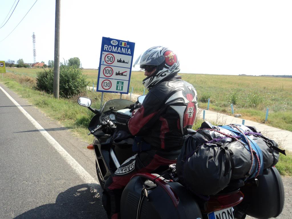 MotoAναμνηση Εξωτερικου χωριs μελαγχολια Νο 7 -ΜΑΥΡΗ ΘΑΛΛΑΣΑ 2013 DSC03439