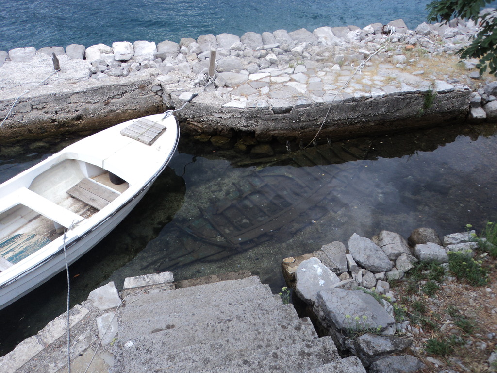 MotoAναμνηση Εξωτερικου Χωριs Mελαγχολια Νο 11 --Γιατι παιδακι μου σε λενε Μαυροβουνι?2015 DSC05648