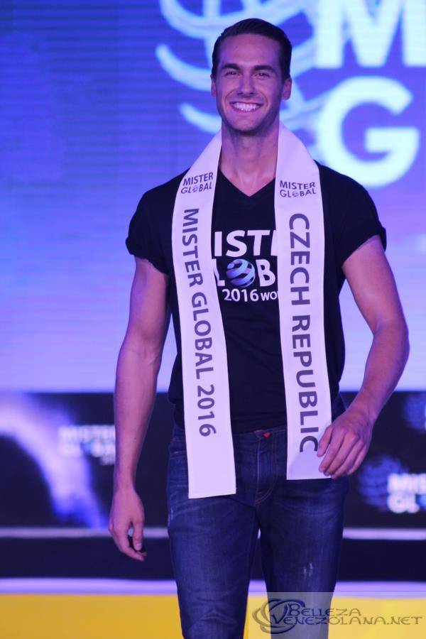 fotos preliminares de mr. global 2016. - Página 25 Czech_6