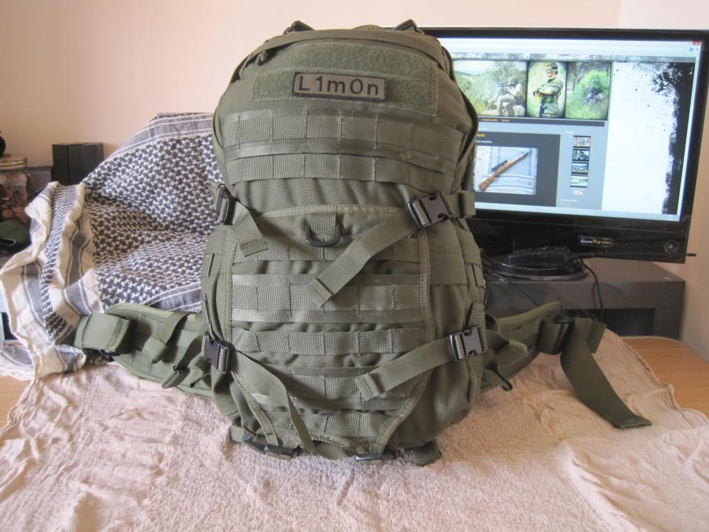 [Review] Flyye Fast EDC Pack IMG_1574_zps509c2760