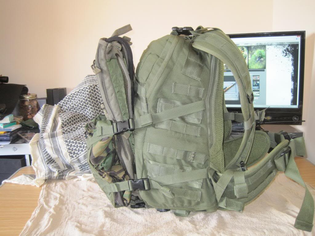 [Review] Flyye Fast EDC Pack IMG_1581_zpsbf994167