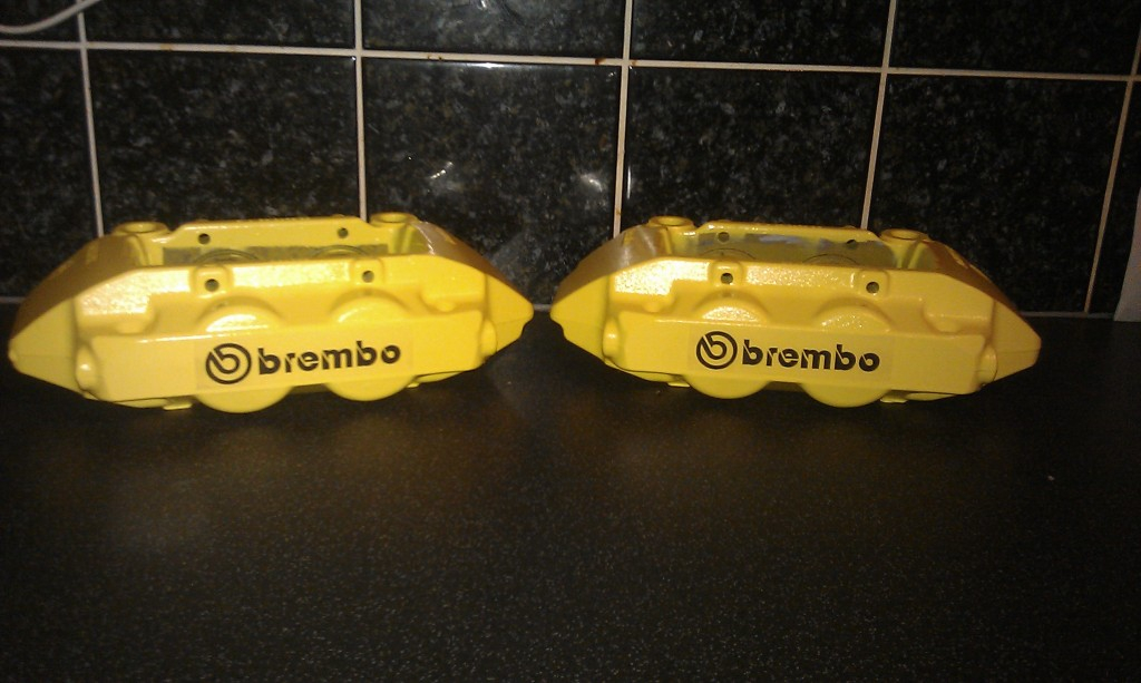 Clio 197 brembo caliper upgrade IMAG0435