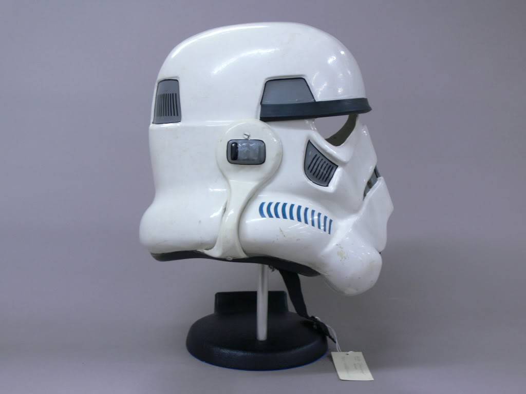 CASCO STORMTROOPER - Fotos de cascos usados en Star Wars IV - StormtrooperResearch031_zpsea300433