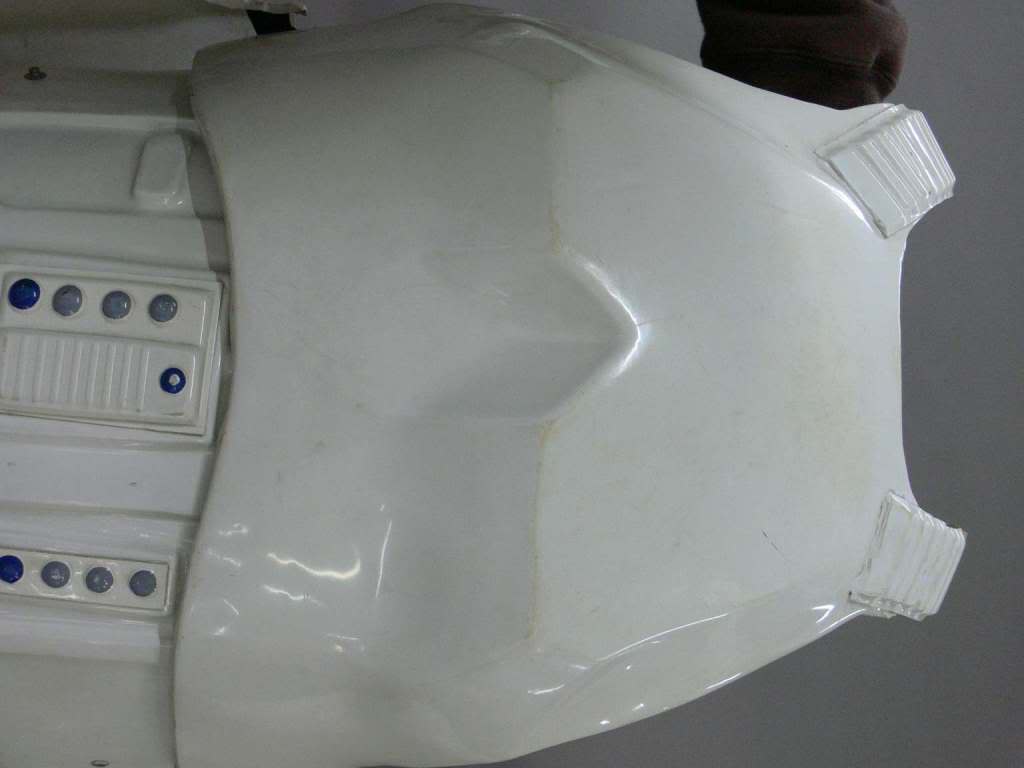 Fotos de armor originales Anh Stunt (parte II) Chest_Plate_01_zps82c80d06