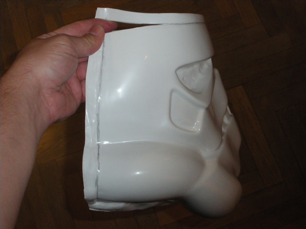 CASCO STORMTROOPER -tutorial de corte y montaje- IMGP0032