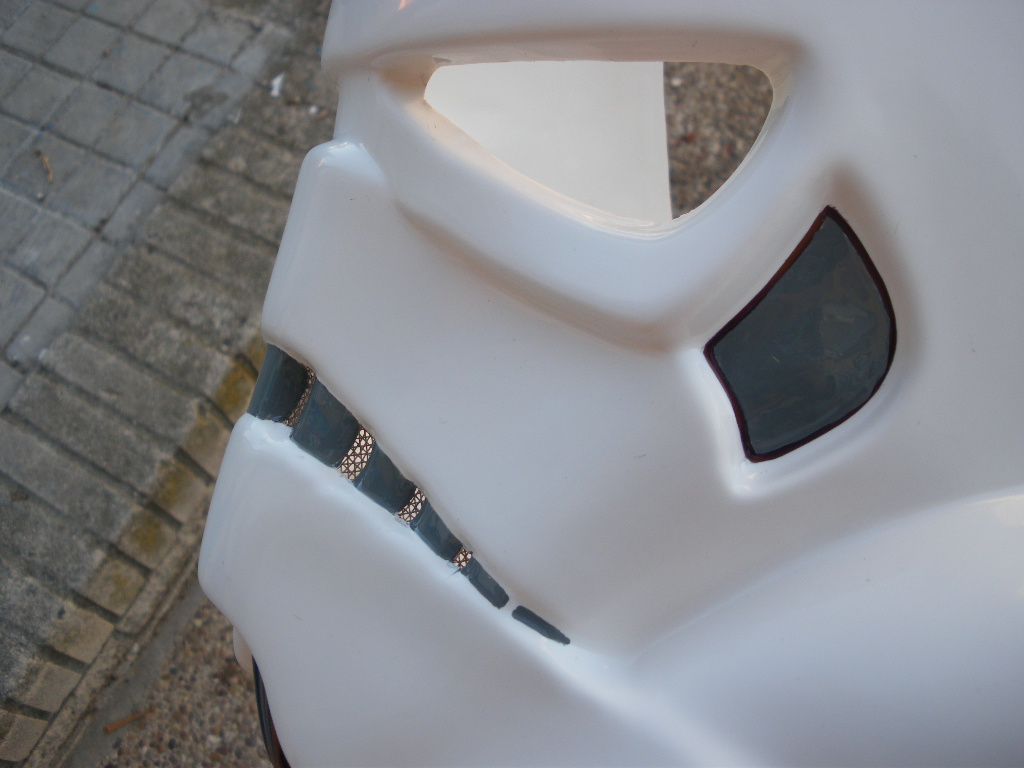 CASCO STORMTROOPER -tutorial de corte y montaje- IMGP0135