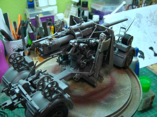 8,8 cm FlaK /36/37 Tamiya  1/35 DSC00057_zps1cc085fb