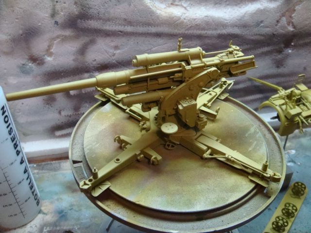 8,8 cm FlaK /36/37 Tamiya  1/35 DSC00070_zps3c10ca13