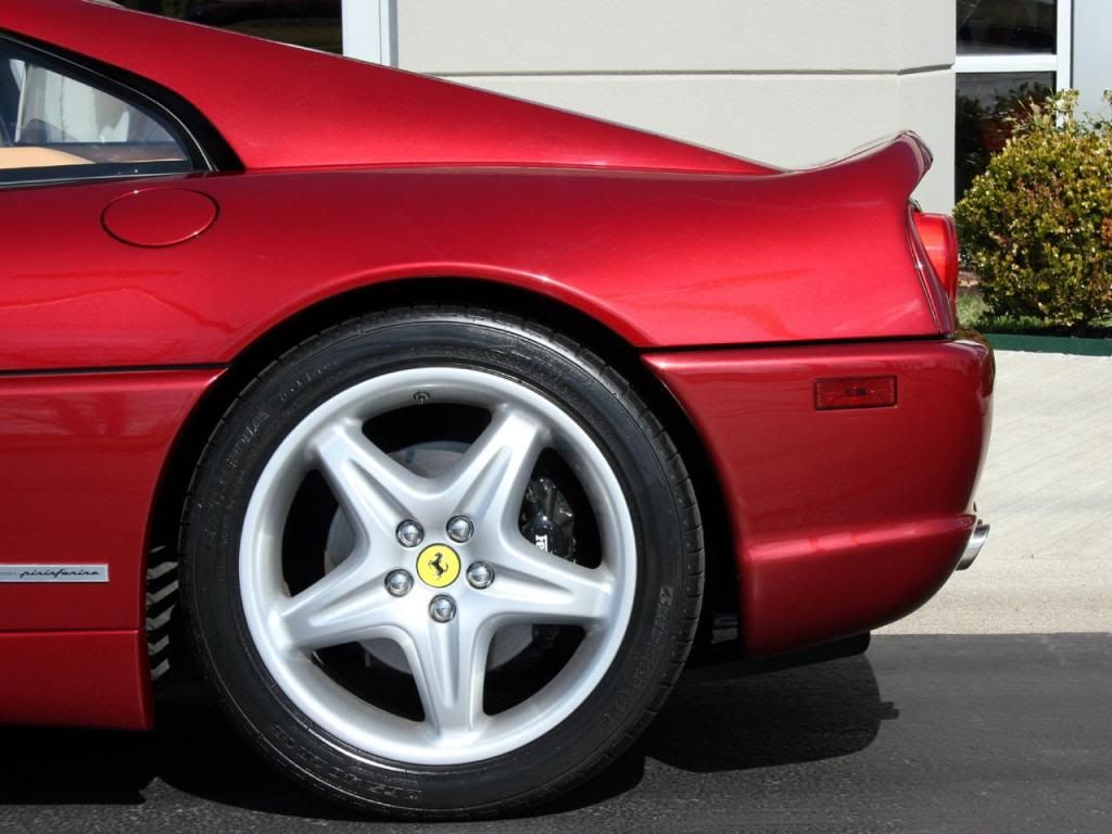 Ferrari F355 Berlinetta F1 Rosso Fiorano Ferrari_355_F1_Berlinetta_10