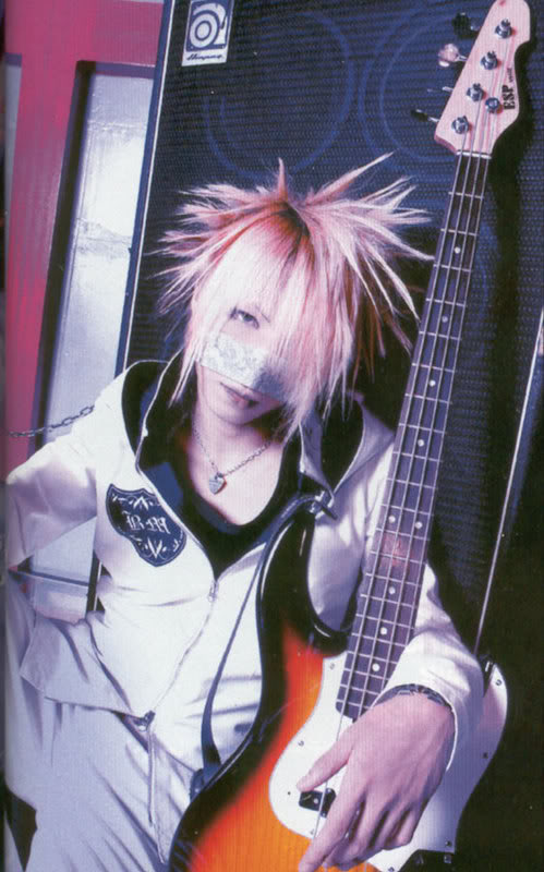 GazettE (Visual kei) - Pgina 12 Reita87