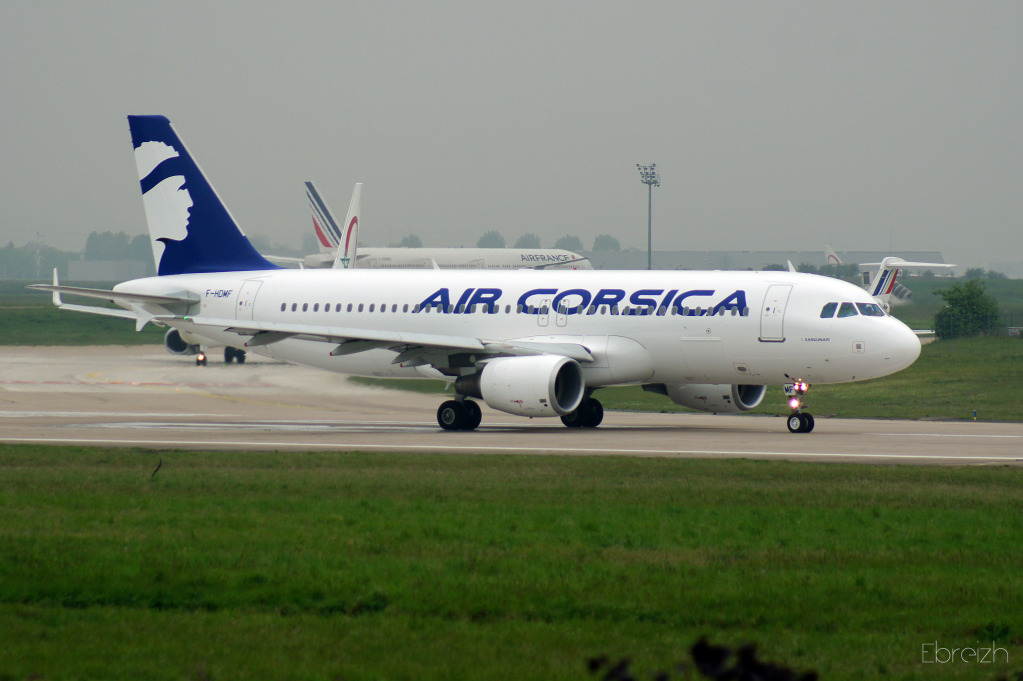 Spotting à Orly le 28/04/2012 DSC03677