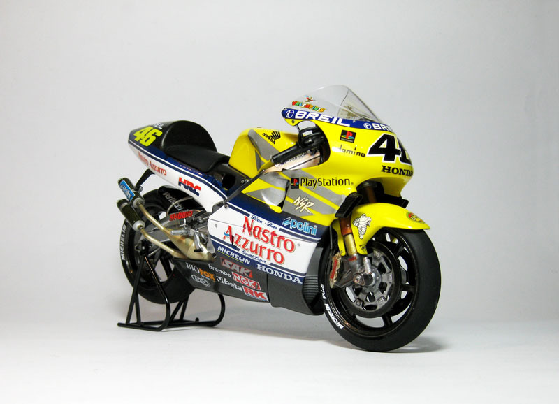 MT: Honda NSR500 - V.Rossi - Nastro Azzurro 5_zpsurwiw9lt