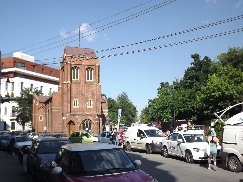 STREET DELIVERY-BUCURESTI,IUNIE 2012 VE44