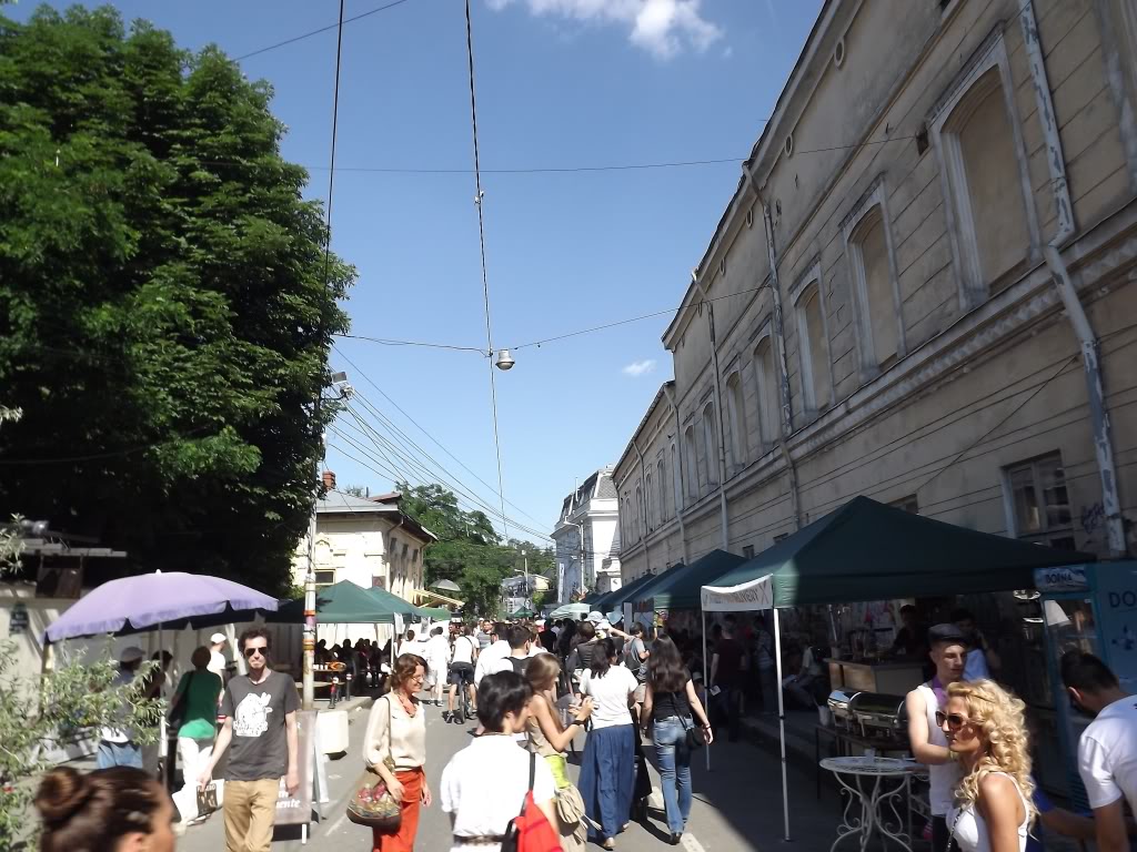 STREET DELIVERY-BUCURESTI,IUNIE 2012 Ve12