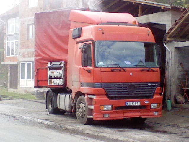 Actros Mp1 - Page 11 Slika0002-2