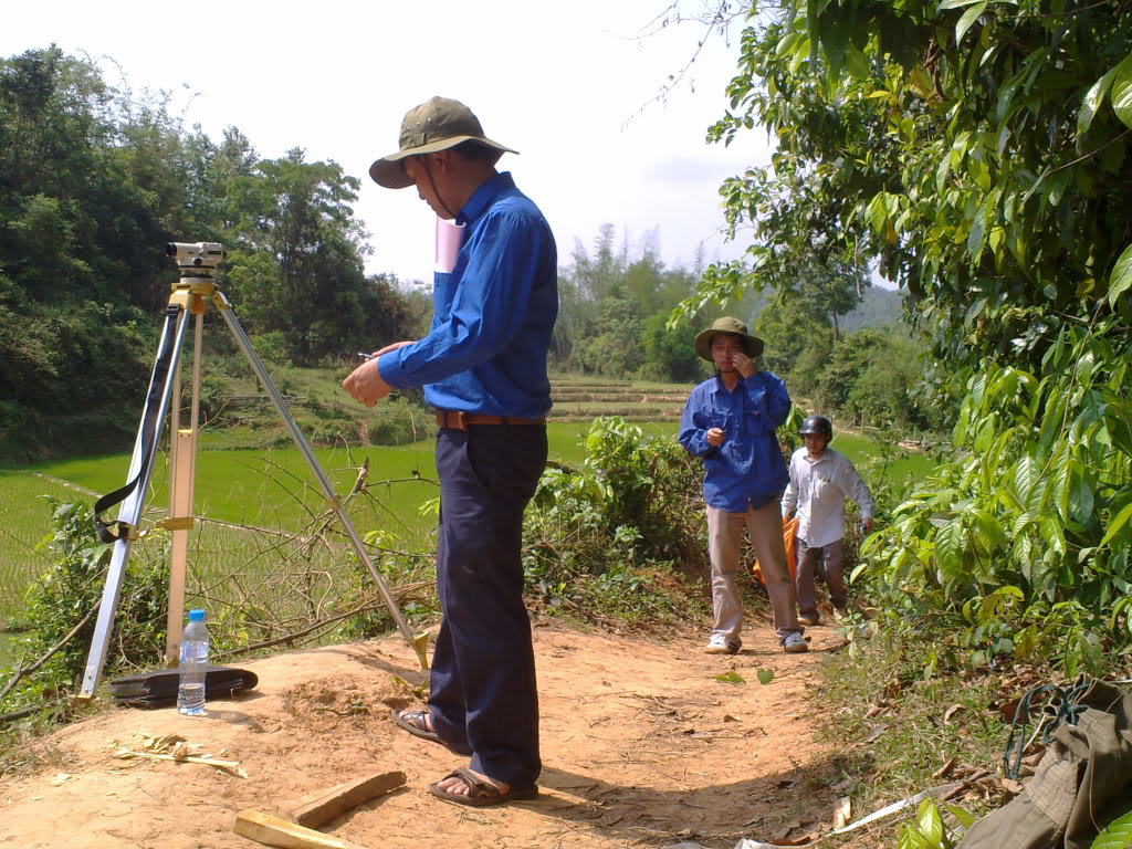 Ngày 25/4/2012, chi đoàn tổ chức cho ĐVTN đi khảo sát công trình tại Thanh Hảo - Văn Lãng để gây quỹ đoàn 24042012242