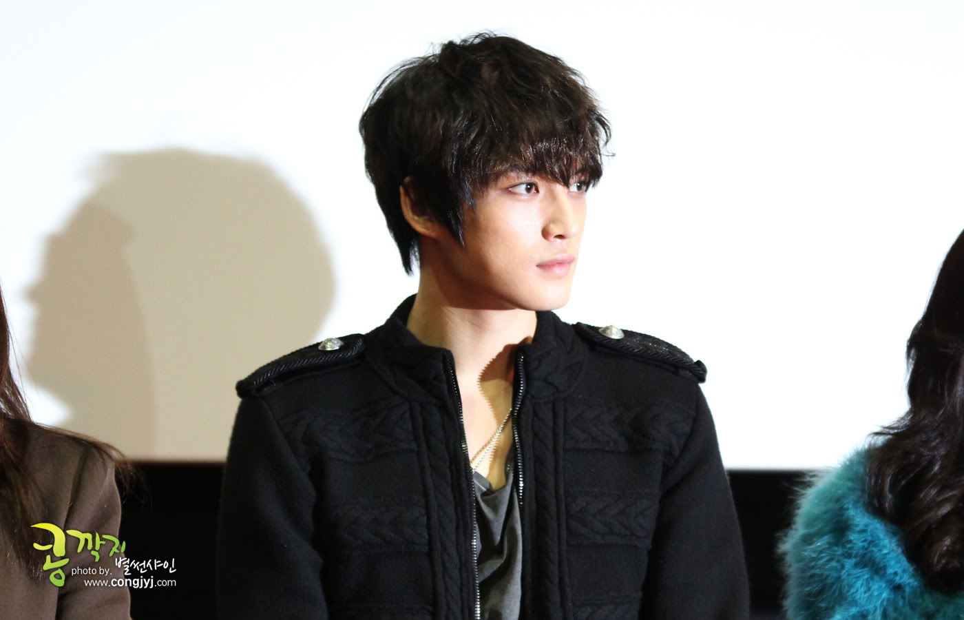 [24.11.12][Pics] Jaejoong - “Code Name Jackal” Stage Greeting (Day 5)  121124-16