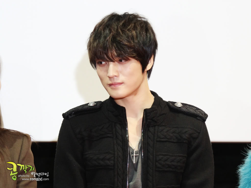 [24.11.12][Pics] Jaejoong - “Code Name Jackal” Stage Greeting (Day 5)  121124-18