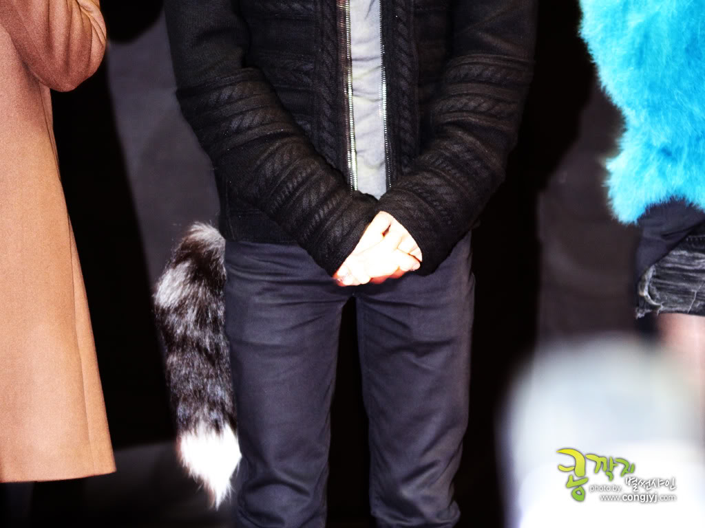 [24.11.12][Pics] Jaejoong - “Code Name Jackal” Stage Greeting (Day 5)  121124-2