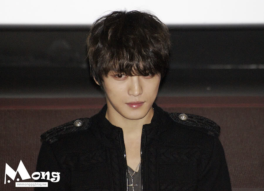 [24.11.12][Pics] Jaejoong - “Code Name Jackal” Stage Greeting (Day 5)  121124jj03