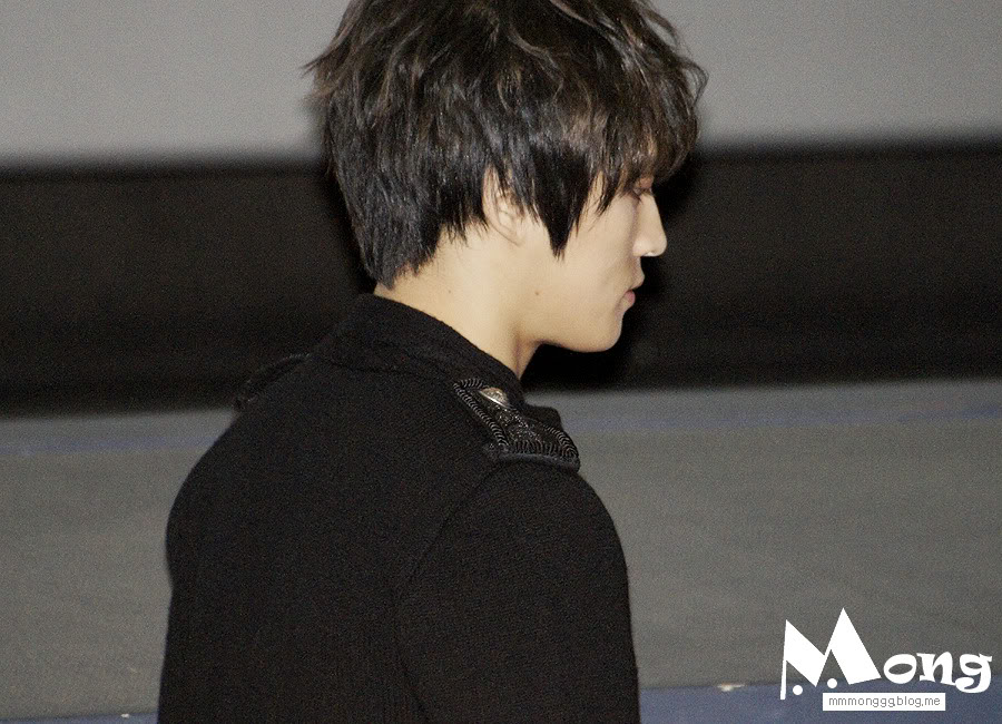 [24.11.12][Pics] Jaejoong - “Code Name Jackal” Stage Greeting (Day 5)  121124jj10