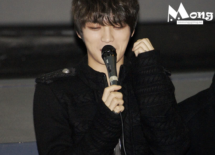 [24.11.12][Pics] Jaejoong - “Code Name Jackal” Stage Greeting (Day 5)  121124jj15