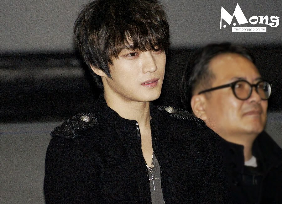 [24.11.12][Pics] Jaejoong - “Code Name Jackal” Stage Greeting (Day 5)  121124jj16