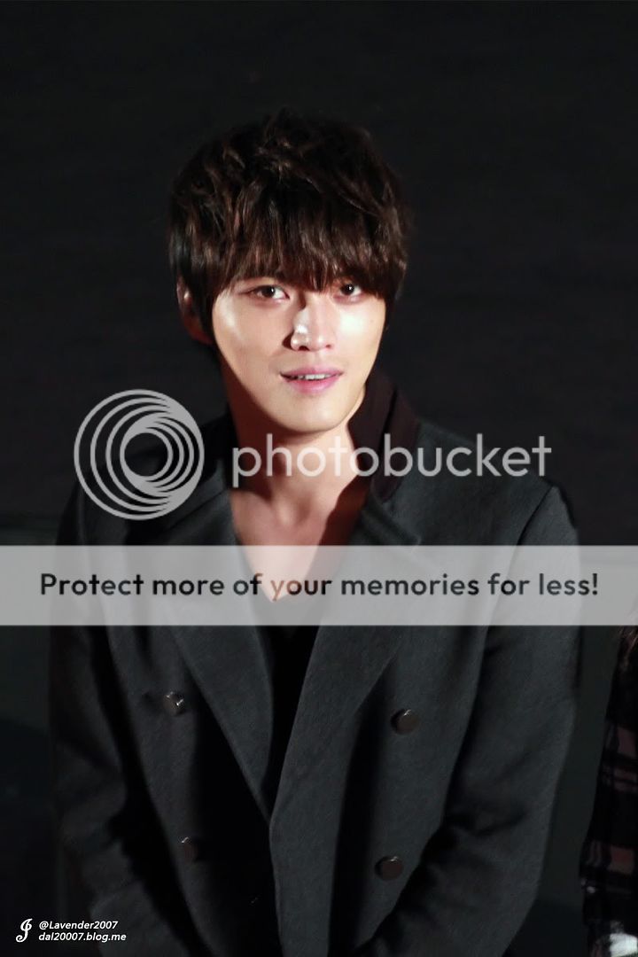 [25.11.12][Pics] Jaejoong - “Code Name Jackal” Stage Greeting (Day 6)   121125-3