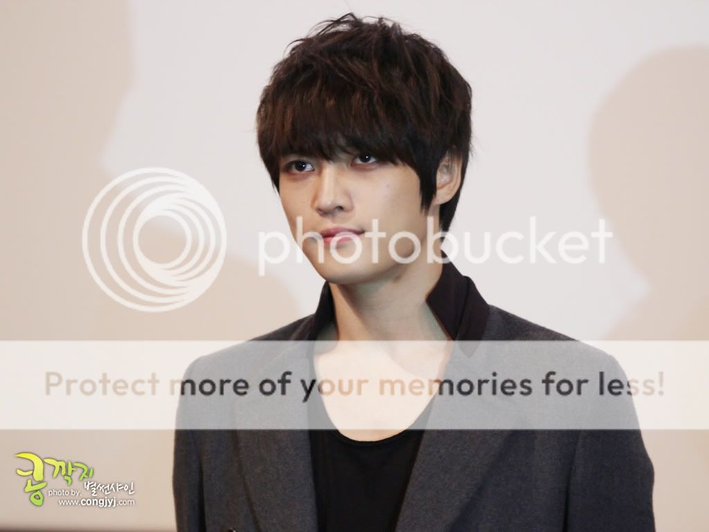 [25.11.12][Pics] Jaejoong - “Code Name Jackal” Stage Greeting (Day 6)   121125____cgv_-5