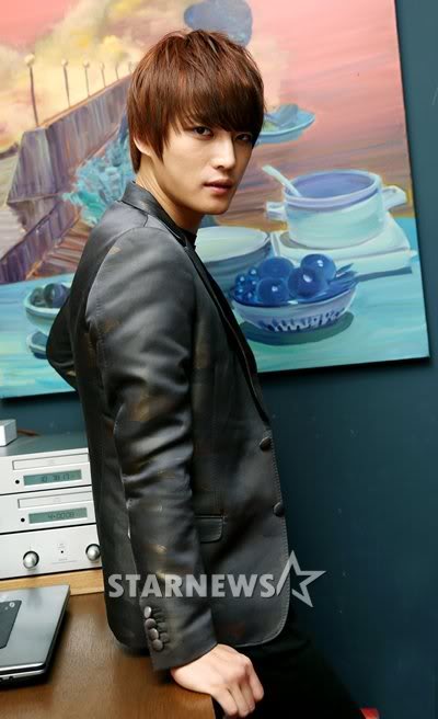 [Collection] Jaejoong - Interview For Mangazine 2012111308071125206_1