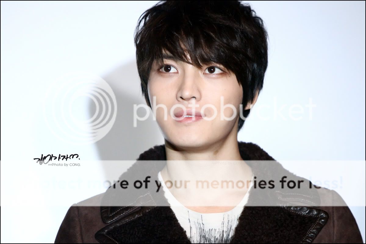 [23.11.12][Pics] Jaejoong - “Code Name Jackal” Stage Greeting (Day 4)  4-5