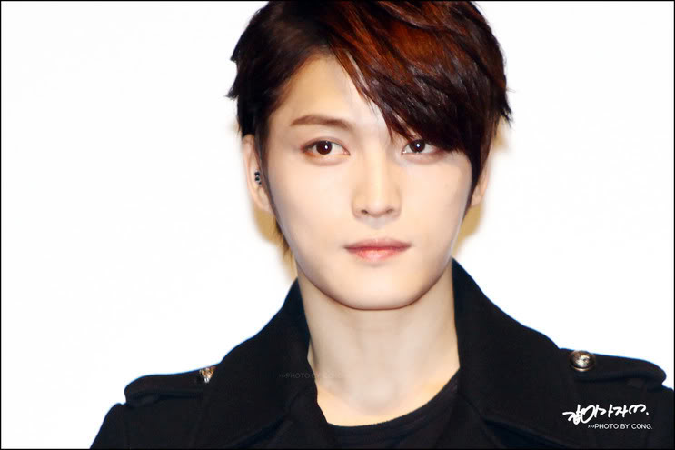 [30.11.12][Pics] Jaejoong - “Code Name Jackal” Stage Greeting (Day 7)   6-2-1