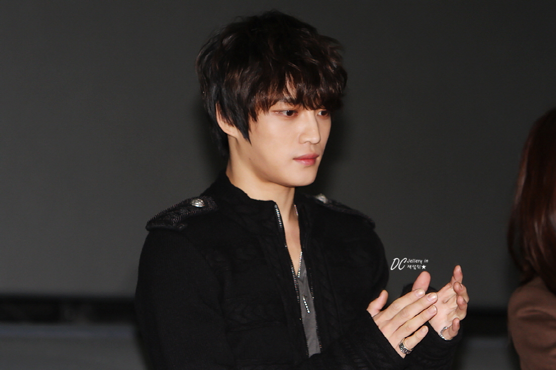 [24.11.12][Pics] Jaejoong - “Code Name Jackal” Stage Greeting (Day 5)  692146029