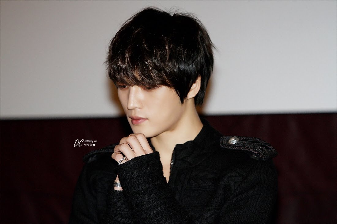 [24.11.12][Pics] Jaejoong - “Code Name Jackal” Stage Greeting (Day 5)  692146227