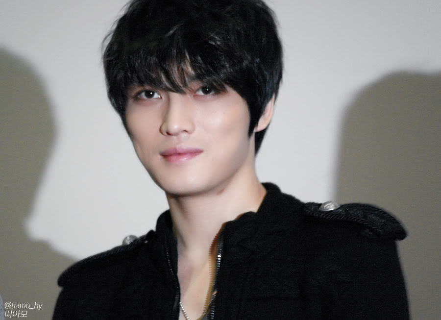 [24.11.12][Pics] Jaejoong - “Code Name Jackal” Stage Greeting (Day 5)  692151921