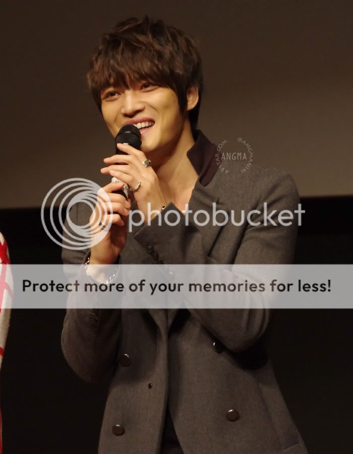 [25.11.12][Pics] Jaejoong - “Code Name Jackal” Stage Greeting (Day 6)   692633571