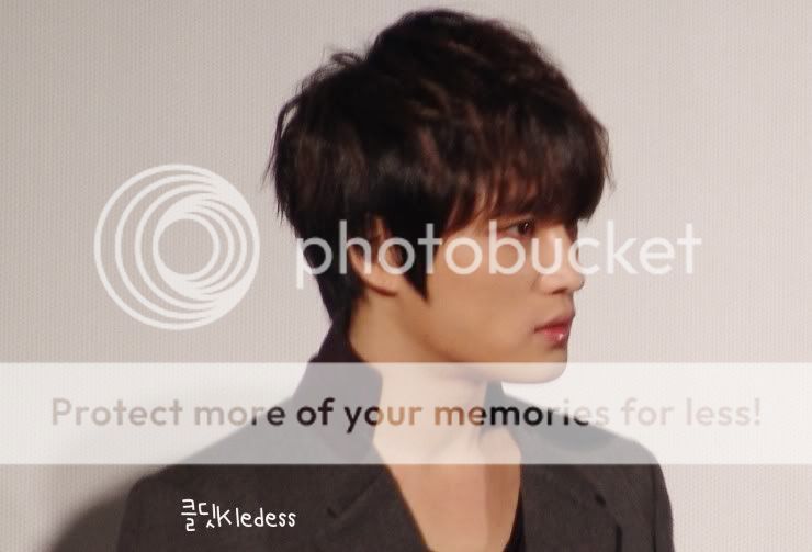 [25.11.12][Pics] Jaejoong - “Code Name Jackal” Stage Greeting (Day 6)   DSC00018