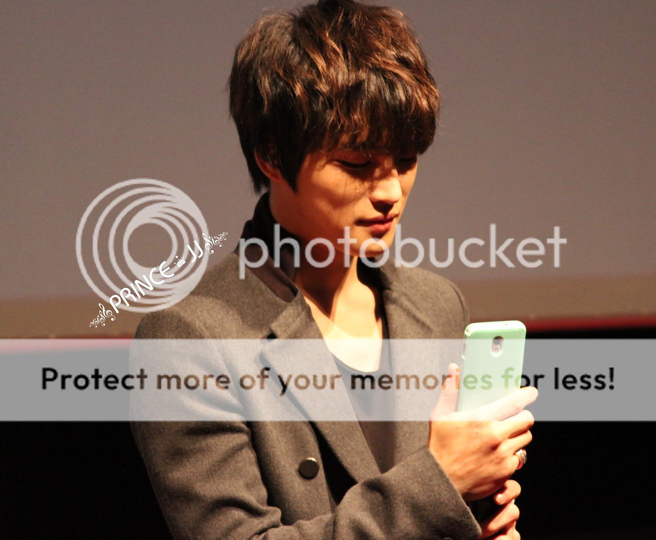 [25.11.12][Pics] Jaejoong - “Code Name Jackal” Stage Greeting (Day 6)   IMG_1077