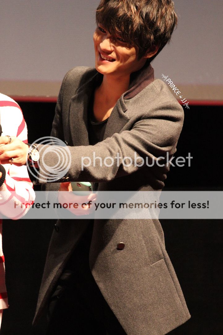 [25.11.12][Pics] Jaejoong - “Code Name Jackal” Stage Greeting (Day 6)   IMG_1098