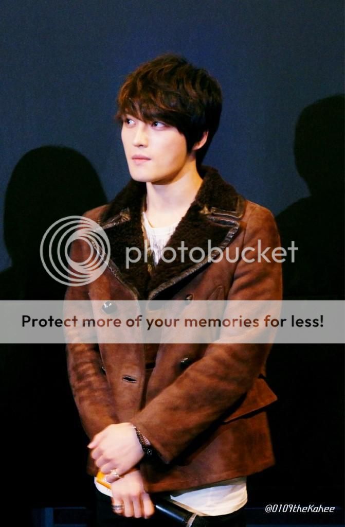 [23.11.12][Pics] Jaejoong - “Code Name Jackal” Stage Greeting (Day 4)  A8zfa8nccaiahn2