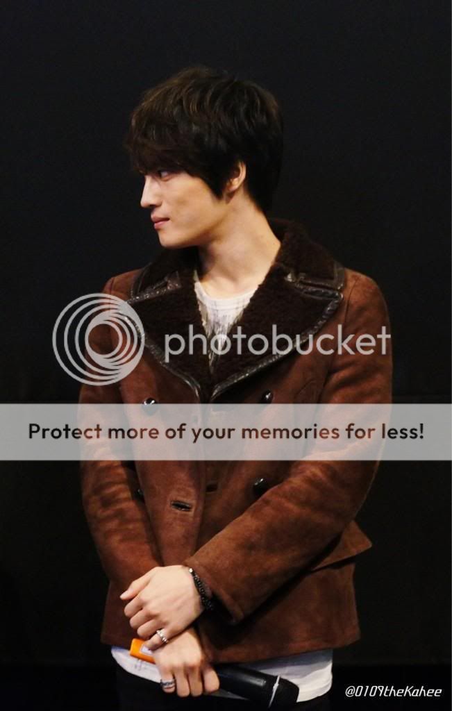 [23.11.12][Pics] Jaejoong - “Code Name Jackal” Stage Greeting (Day 4)  A8zfmiqcaaazwcp