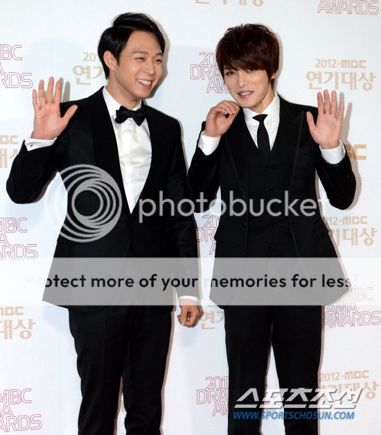 [30.12.12][Pics] JaeChun - MBC Drama Awards  2012123001001831500154331_zps9210b351