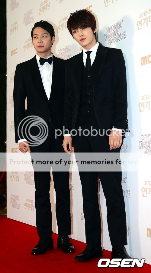 [30.12.12][Pics] JaeChun - MBC Drama Awards  201212301949774939_50e01d1f73b3d_zps9238a773