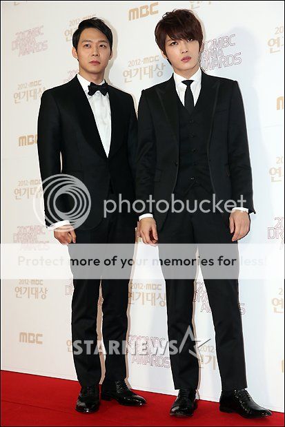 [30.12.12][Pics] JaeChun - MBC Drama Awards  2012123019500517044_1_zpsba813f82