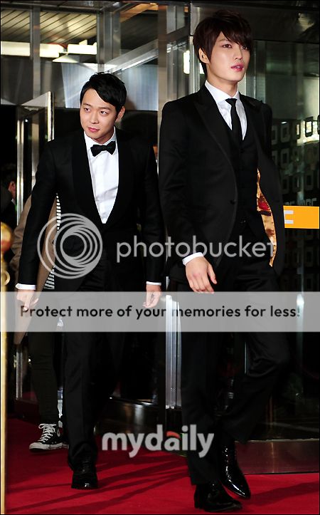 [30.12.12][Pics] JaeChun - MBC Drama Awards  201212301956481116_1_zps65fa9b2c