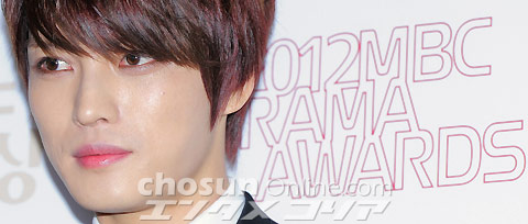 [30.12.12][Pics] Jaejoong - MBC Drama Awards  2012123101029_27_zps6a827d71