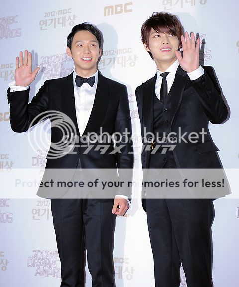 [30.12.12][Pics] JaeChun - MBC Drama Awards  2012123101029_2_zps73e21200