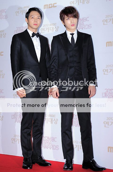 [30.12.12][Pics] JaeChun - MBC Drama Awards  2012123101029_5_zps21b85bc5